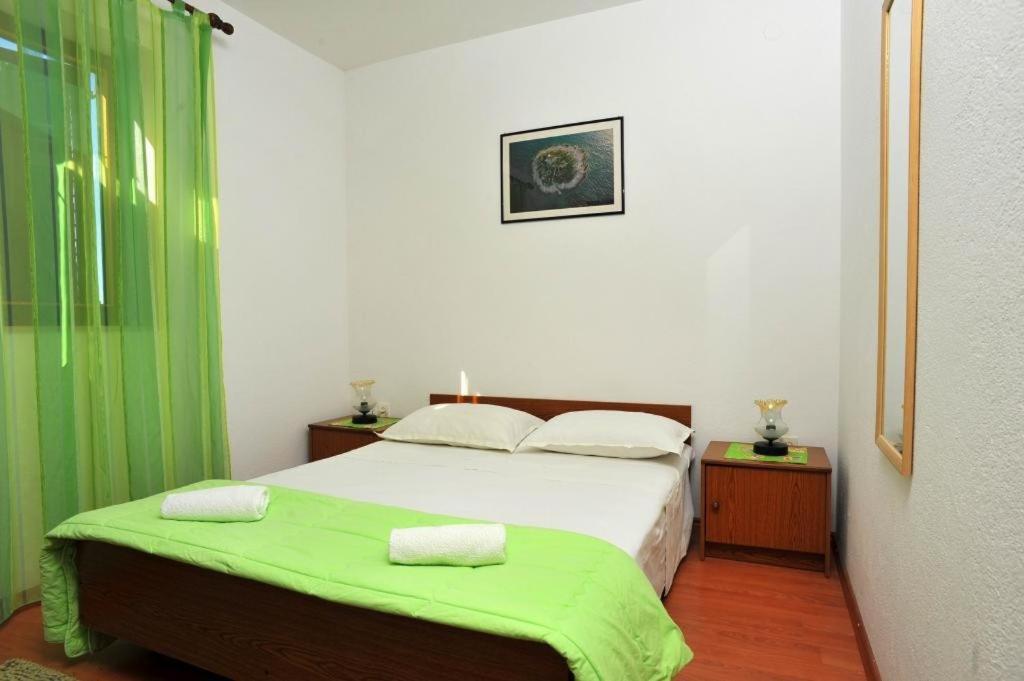 Apartments Lenka Sutivan Kamer foto