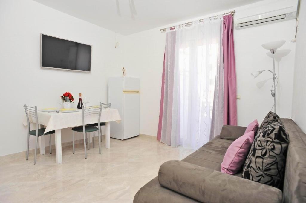 Apartments Lenka Sutivan Kamer foto